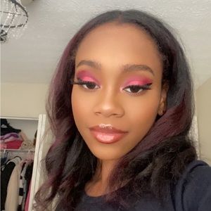 Meet your Posher, Kaysia